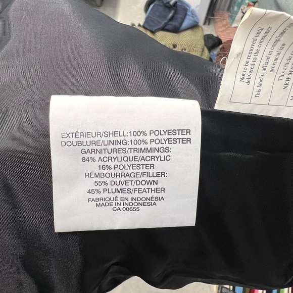 Smart Set Black Puffer Vest with Faux Fur Hood - Size Small - Picture 6 of 7